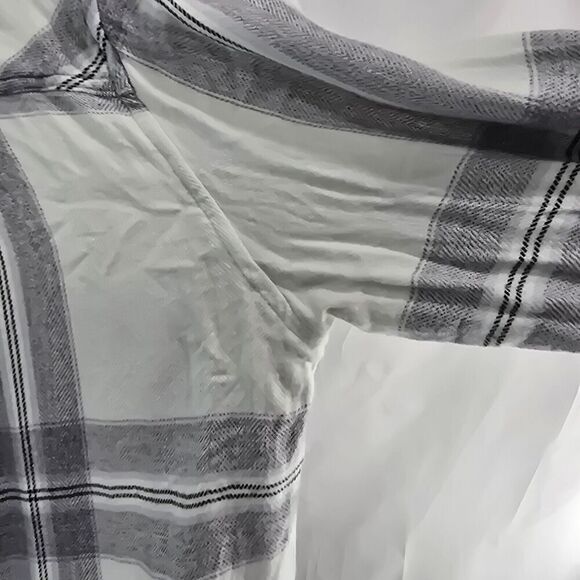 Rails Shirt Womens Medium White Gray Flannel Plaid Button Up Hunter Ash Cinder - Picture 9 of 16